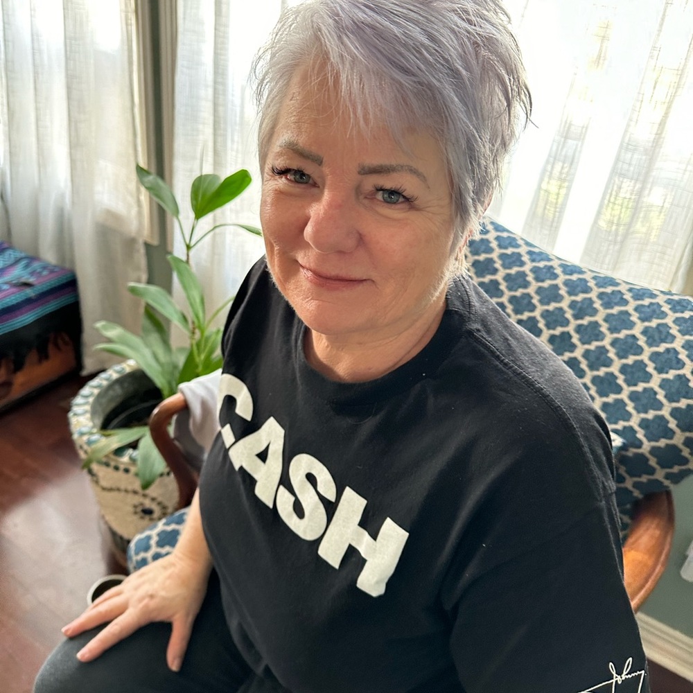 Meet your Posher, Lori
